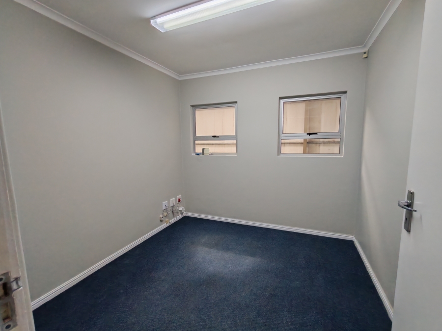 To Let commercial Property for Rent in Somerset West Business Park Western Cape